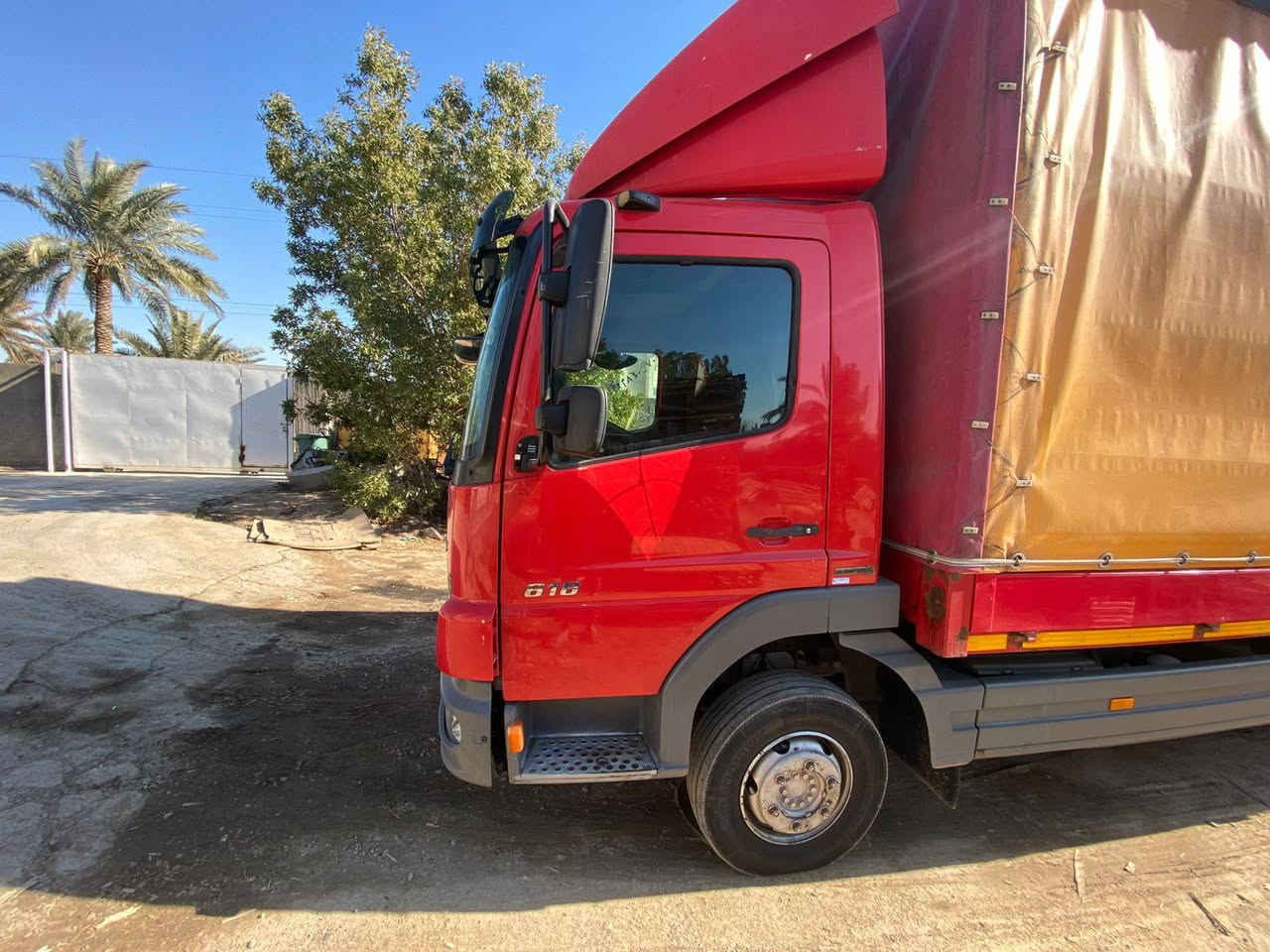 السلام عليكم
أتيكو موديل 2014  
سته برغي (818)  مكينه وكير ومحرك بعده بل چيس نضافه مثل ما موضح وبل شوف احلا بهواي مكفوله سياره نضيفه
تصعيد جام اوتوماتيكي بل سويج 
بيه فتحه سقف 
بردات خلفيه 
وباقي المواصفات موضحه بل صور 
كلشي بل سياره شغال السعر 300$
بيه مجال جدا بسيط
***********صاحب السياره
مكلف بل نشر
