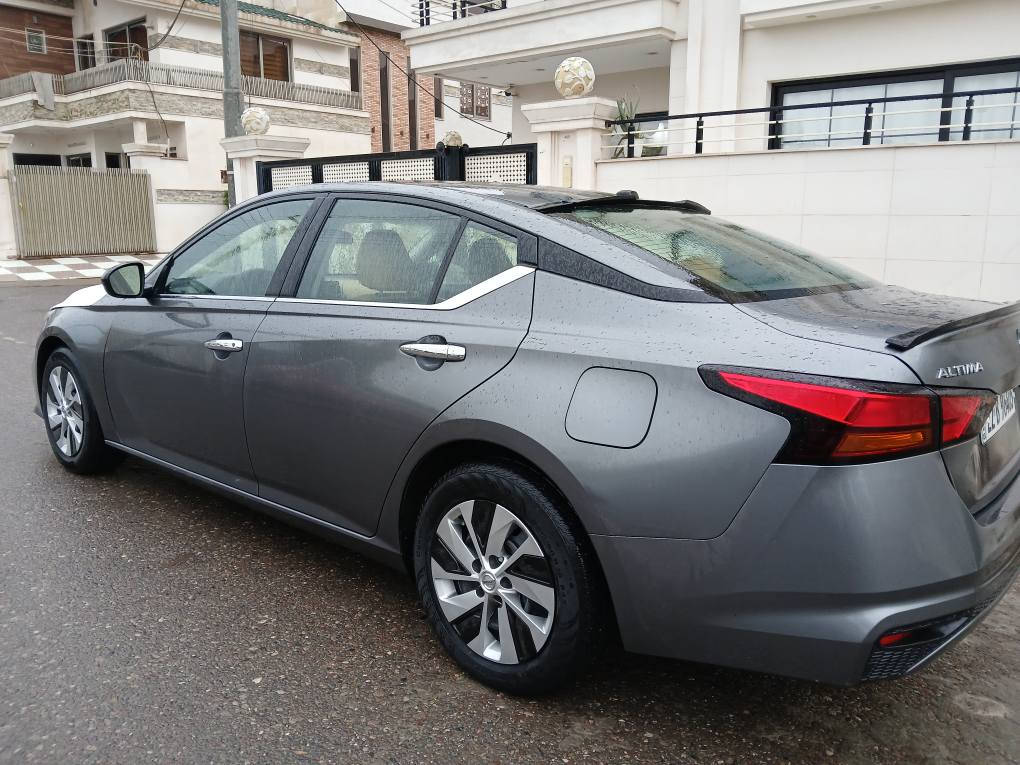 ئالتیما 2022  مواسەفات S چاملغ و بۆنید بۆیاخە کەمێک ناوی گرتووە ئێرباگەکان سیستەمە 39هتزار ڕۆیشتووە نرخی 139وەرەقە ...هەولێر *********** أربيل, العراق
