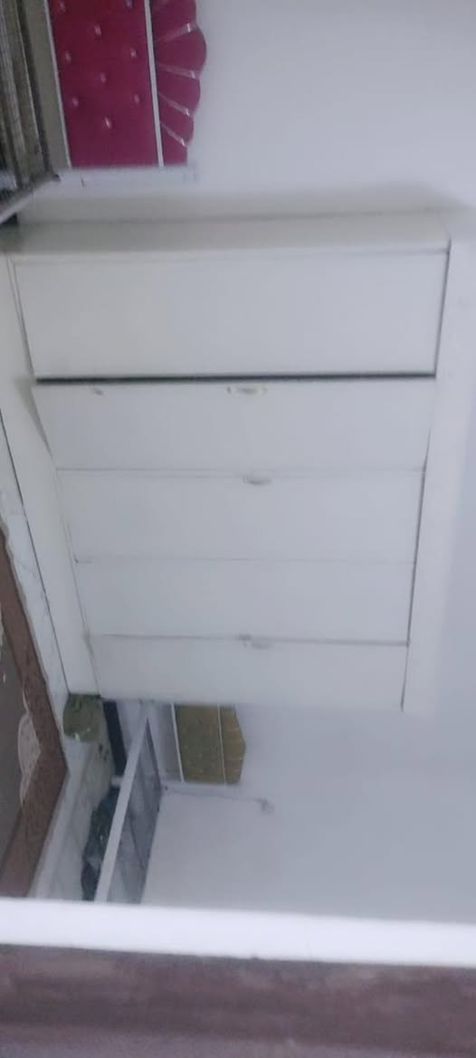 السلام عليكم جرابي لوحده ع ٥٠ وكنتور صاج سته بيبان لسعر ١٥٠مكاني دور الشرطه


**إذا كنت صاحب هذا الإعلان وتريد حذفه لأي سبب، رجاءا أرسل رسالة إلى الدعم الفني**