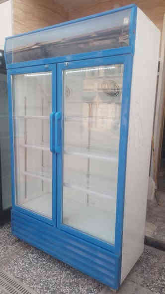 عارضات عمودية عدد 2
خوات الجدد 
عرضها 120 سم
تبريد ونظافة فوووول 
سعر الوحدة 500 الف وإذا اثنينهم 950 الف
بغداد الشعب قرب مركز الشرطة 
***********
غير متواجد على الفيس
