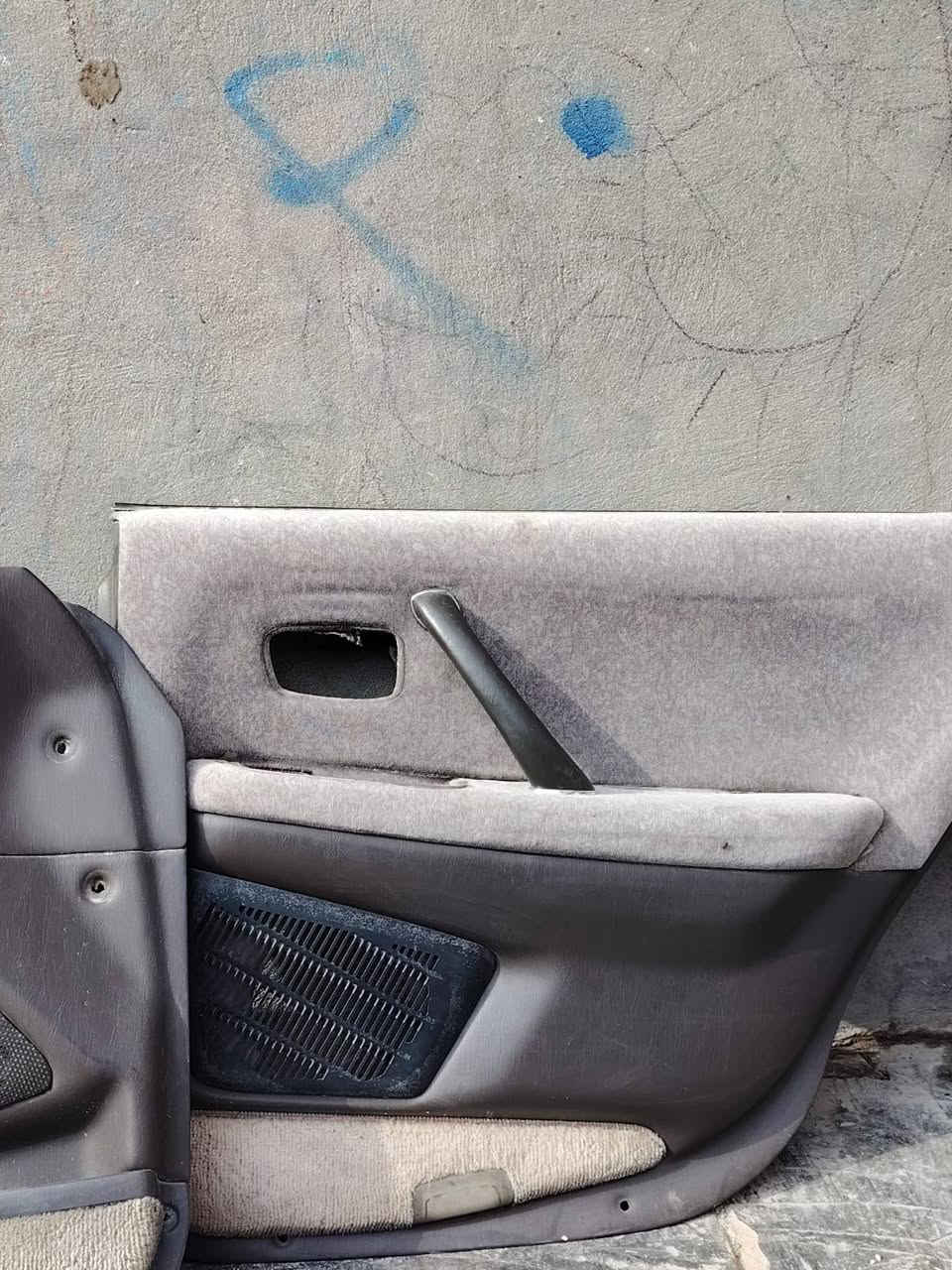 سلام عليكم بطاين راس ثور عسليات نضاف وحلوات سعرهن 25 غفلهن مكان بصره رقم الهاتف
***********
