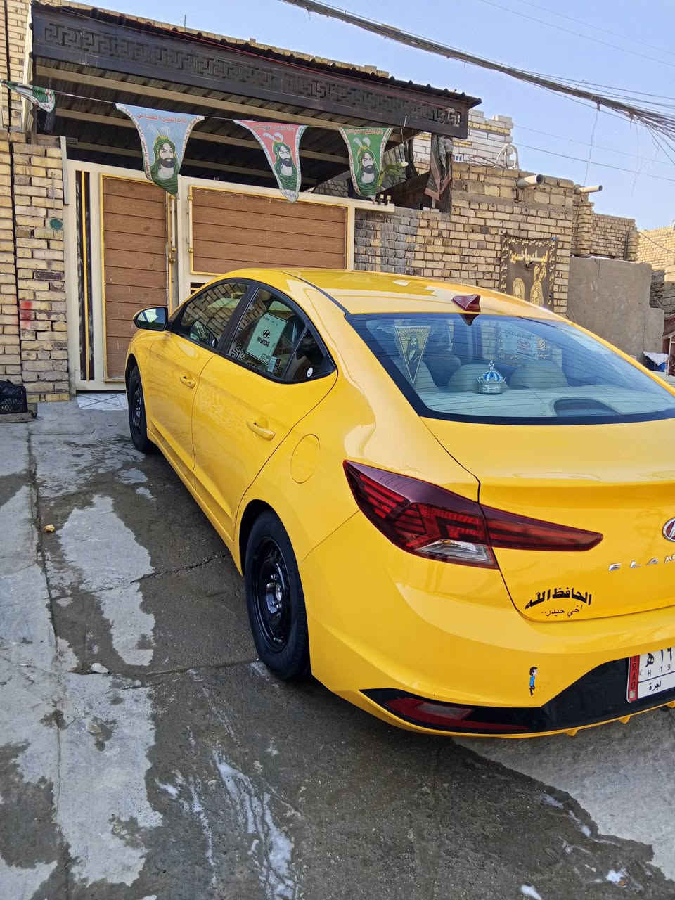 السلام عليكم ورحمة النتراء موديل 19ماشيه 90 الف سياره ما مشتغله تكسي منضومه زنون  حادث ب الصورة رادارات خير من الله ***********اتصل
