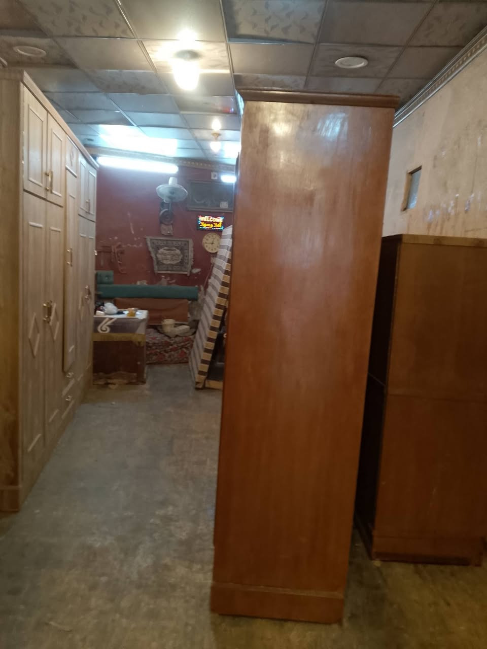 كنتور مستعمل شغل ثقيل 5 ابواب 
سعر 170


**إذا كنت صاحب هذا الإعلان وتريد حذفه لأي سبب، رجاءا أرسل رسالة إلى الدعم الفني**