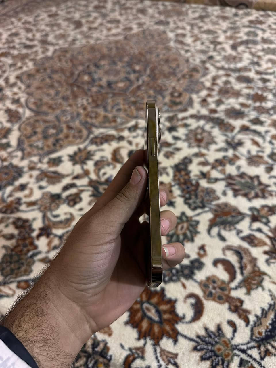 سلام عليكم جهاز 14 برو ماكس لون ذهبي جهاز مكفول ممبدل بي اي شي اخر تحديث مكاني بصره شارع الوفود للا ستفسار ***********👉السعر 950
