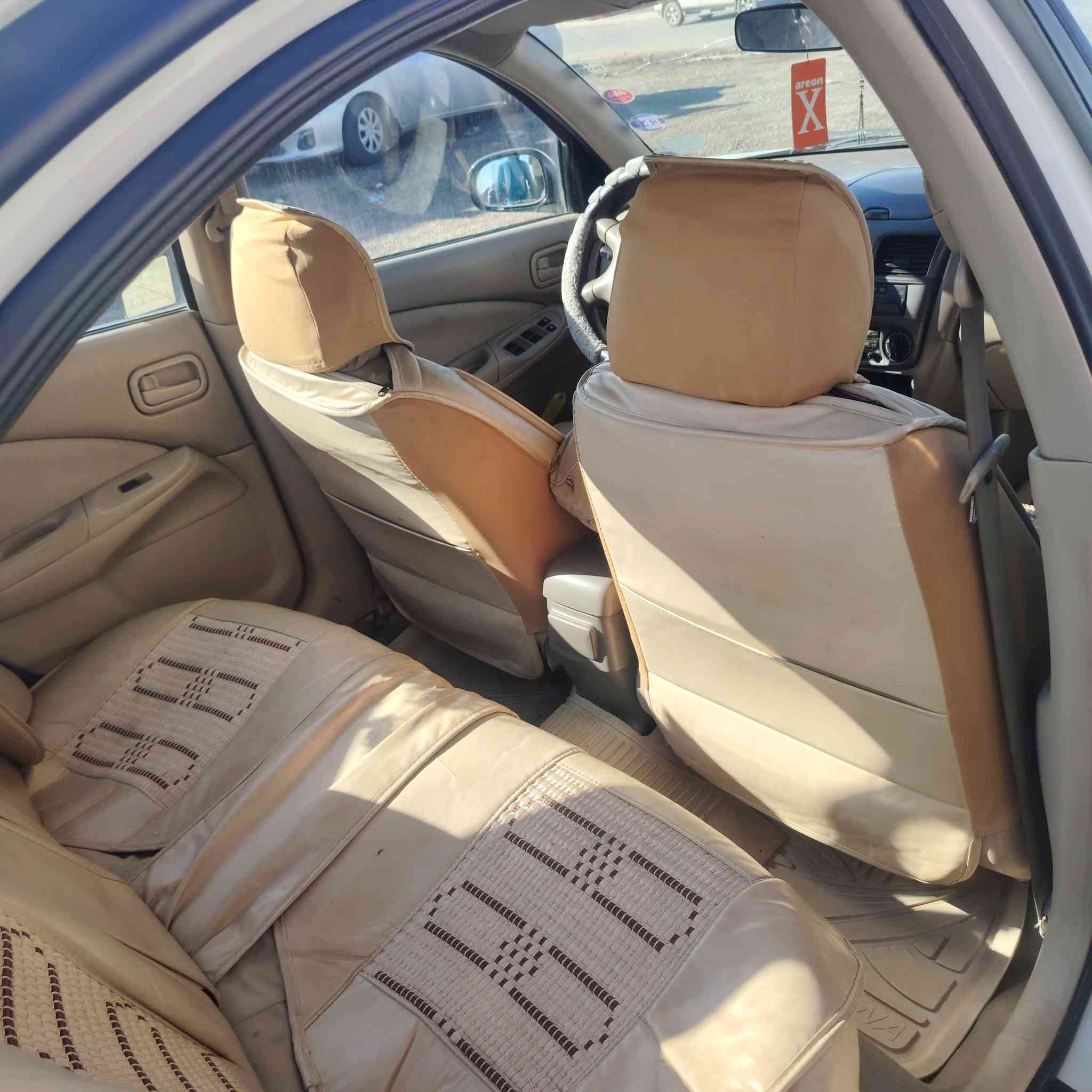 السلام عليكم سني ياباني موديل 2004 رقم صلاح الدين دولي بسمي شرط التحويل بيه قطعتين شبر بلباب وشبر بل جاملق بدون دواخل كير ومحرك شرط مكان صلاح الدين بيجي رقم الهاتف ***********
