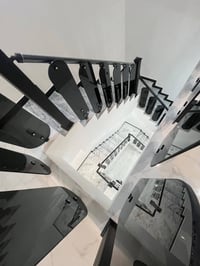 تسليم مفتاح • هيكل عظم • بغداد