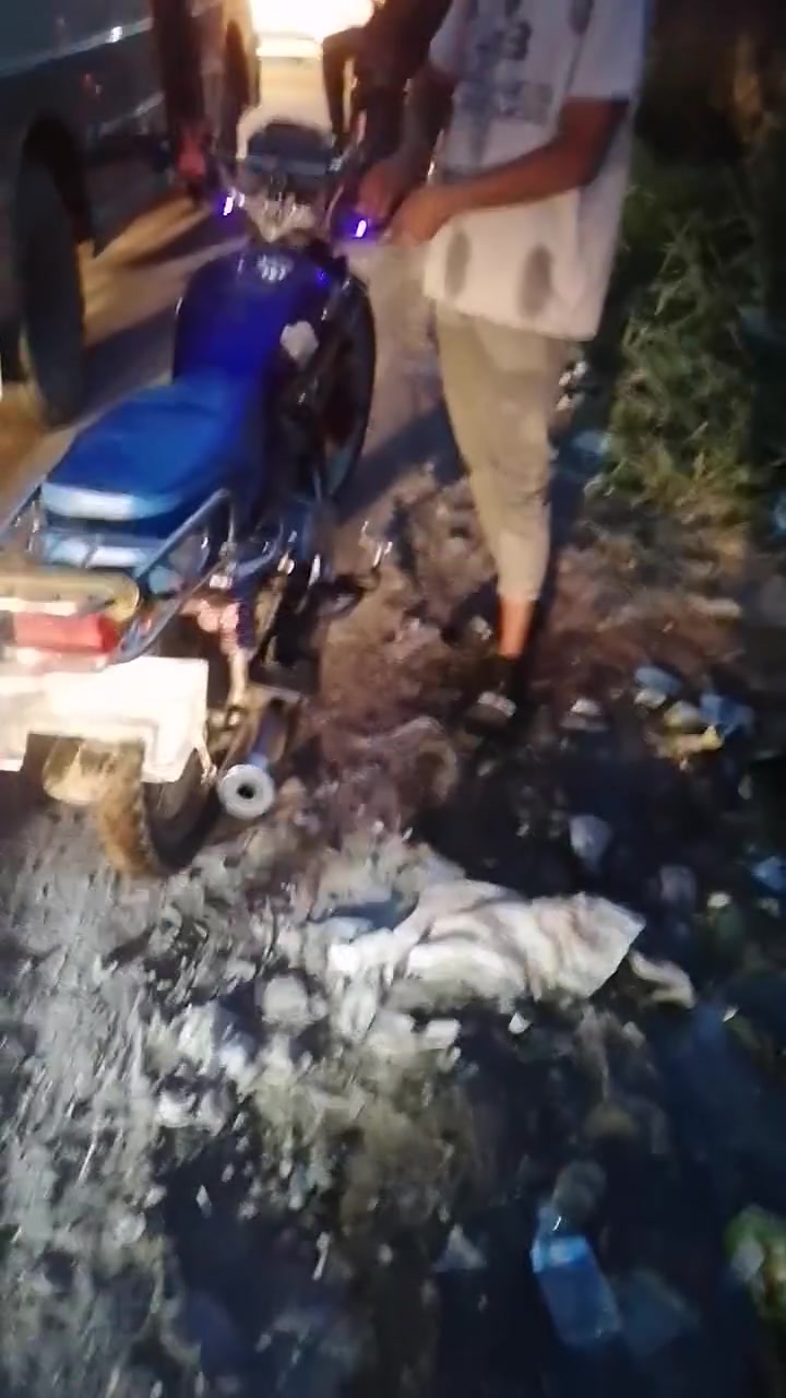 سلام عليكم دراجه للبيع كله شقال ع وضع الشرك محرك صبانه ماطاخته مكاني كركوك حي الصناعي ***********

