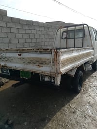 كيا هوندة  بيع او مراوس ولسعر 15بس السيارة عاطلة ابيع فحم 07729450550