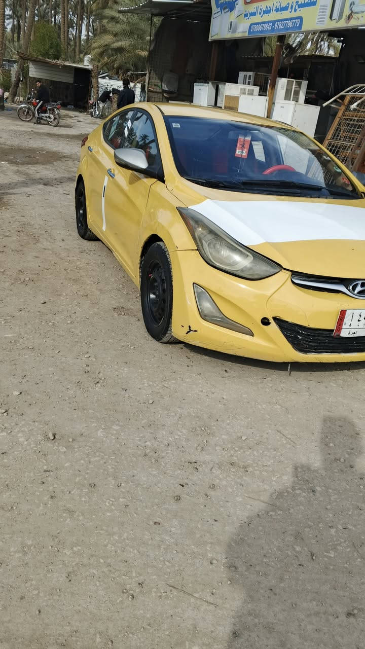 البيع او مروس حسب القناعة        السلام عليكم موديل 2012 محرك وكير مكفولت تخم تير جديد بتري جديد السياره جهزه كهربية  كله شغال مكاني بابل محاويل هيه وغرمات مصفره شرط التحويل خليجيه السياره تبريد قطعتين مامتوجد عله فيس *********** السعر 85وبيه مجال
