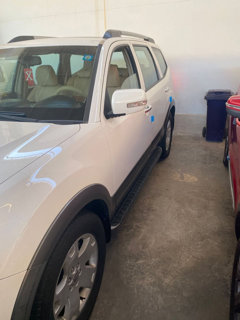 السلام عليكم
للبيع مهافي 
موديل 2013
خليجي 
فول مواصفات 
كفالة عامه سيارة 
مواصفات 
فتحه 
7 راكب
3 قطع تبريد 
زراك امامي 
مري شفط 
كراسي كهرباء 
بصمه 
تحكمات ستيرين 
فورويل 
رقم بغداد انكليزي 
باسمنه سيارة 
السعر 165
***********
