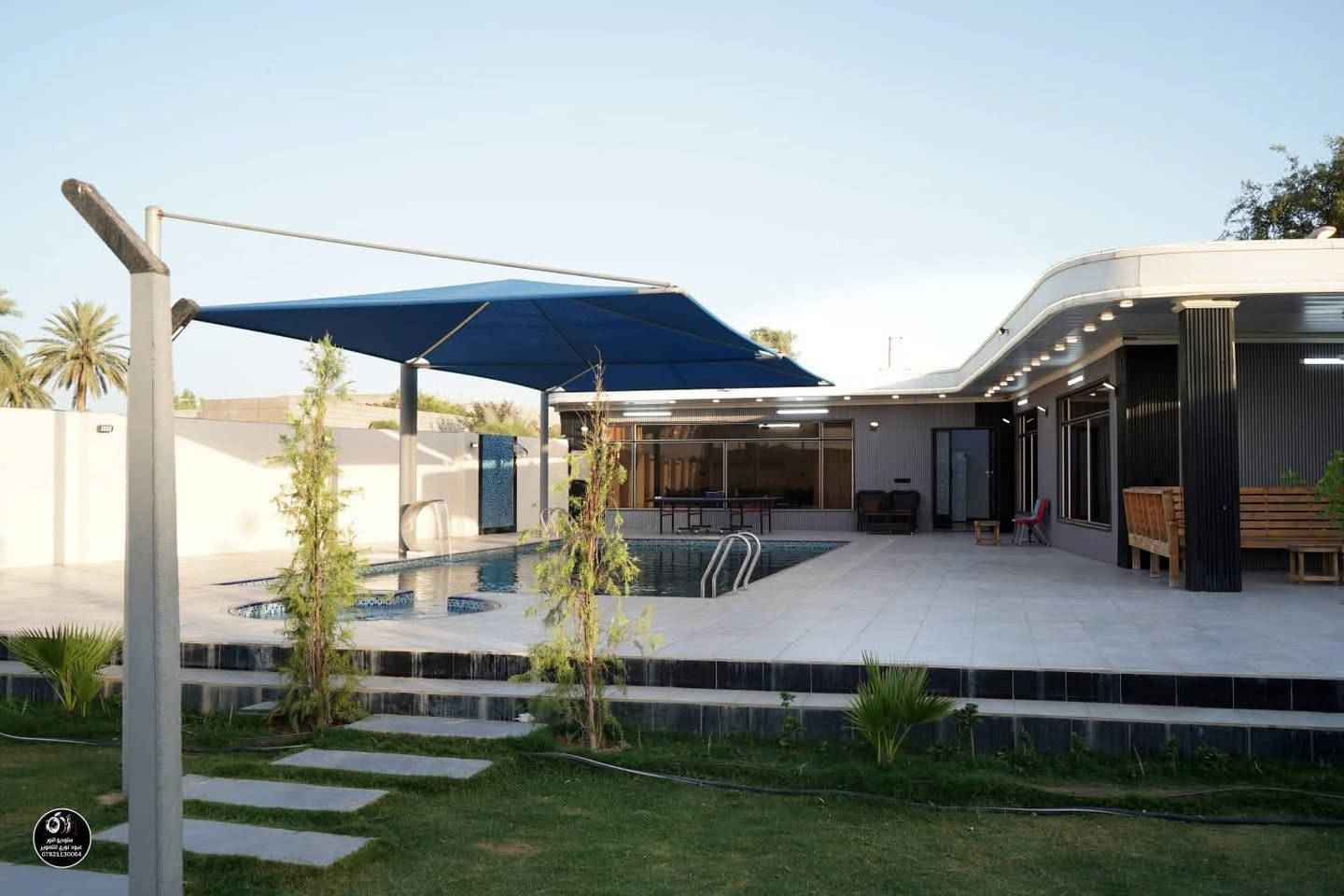 مزرعة بندول # في قضاء بلد ]]
متوفر حجز 24 ساعة 
متوفر حجز صباحي يبداً من ساعة ب10 صباحا إلى 6 عصراً 
متوفر حجز مسائي يبدأ من ساعة ب8 مساءا إلى 8 صباحا 

تتوفر في المزرعة 
🛑 غرفتين 2
🛑 صالة كبيرة 
🛑 شواية سمك و دجاج 
🛑 مسبح كبير + مسبح صغير 
🛑 فيشة + منضده 
🛑 مولد كبير ع الإطفاء كهرباء 24 ساعه 
🛑 كعده عربية 
🛑🛑 اساس العمل الثقة 
للاستفسار اكثر 
متوفر واتساب او اتصال ◀️***********
اتصال فقط ◀️ ***********

محمد / ابو زيوني
