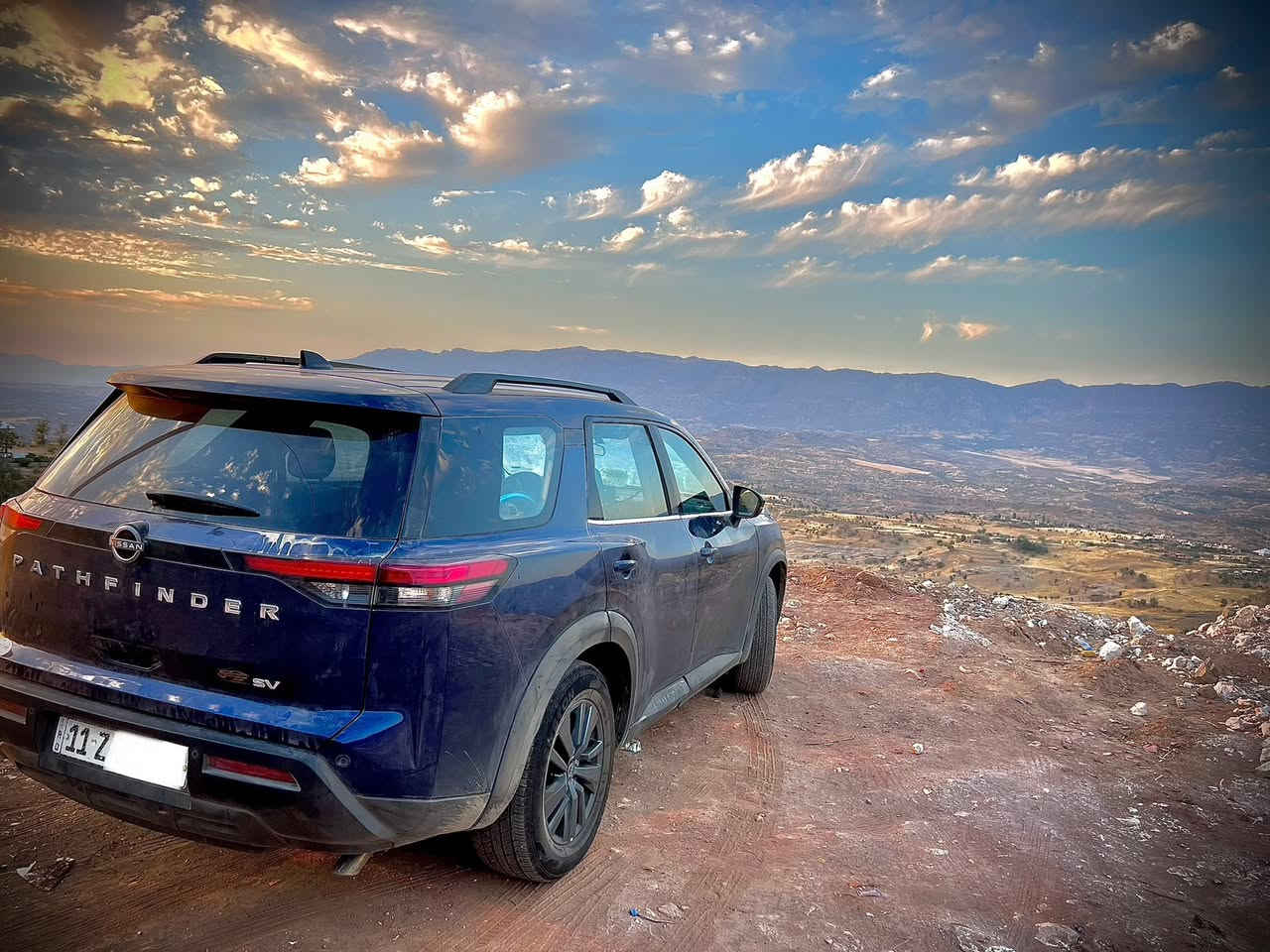 السلام عليكم للبيع باثفايندر ٢٠٢٤ اللون نيلي باسمي رقم بغداد
بجم كبس مكفوله من اللغود والشواصي
ماشيه ١٧ الف فقط سياره جديده لوك مواصفات SV حادث ٣ قطع السعر مناسب ٢٤٧٠٠ 
وبيها مجال والشراي يدلل مكاني بغداد الكرخ 
***********
