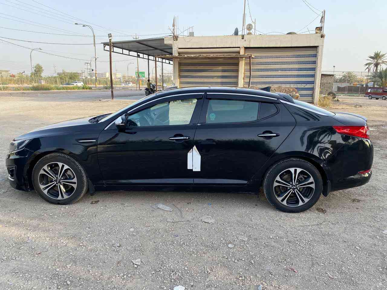 اوبتيما 2013 وارد امريكي 
السيارة فول مواصفات 
بصمة دخول ذكي 
فتحة سقف بانوراما 
السيارة بيها 5 قطع صبغ تنباع حزام 
القمارة والتكم والابواب سليمات 
السيارة ب100 وبيها مجال 
مكان السيارة بل حلة 
للتواصل ***********
