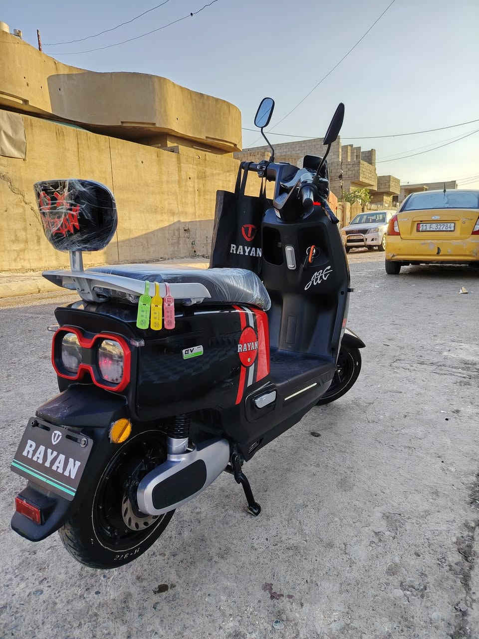 السلام عليكم الريان أم عيون معروف بل سوك بطاريات سته شرط فحص ماطور حيل نضيف مل جناي سعر ٨٥٠وبي مجال رقم هاتف ***********

