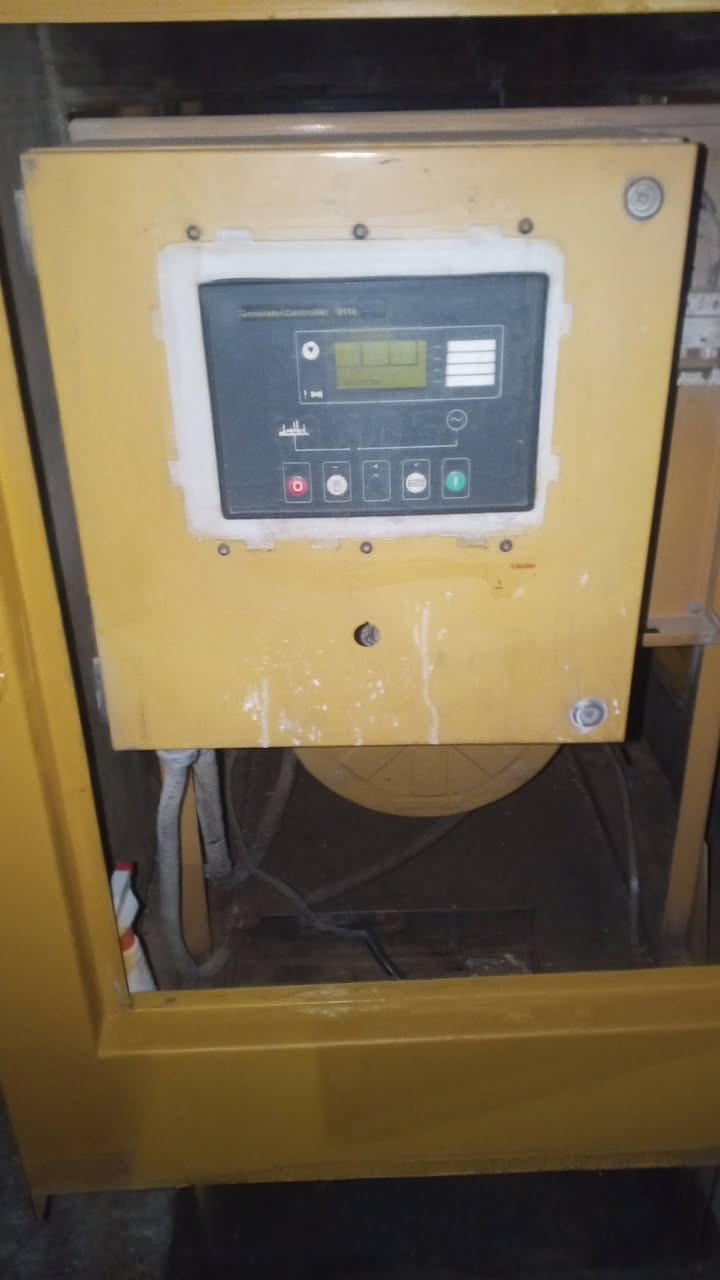 سلام عليكم مولد بيركنز نكليزي كاتم 60كيفي برودكشن إطفاء ذاتي سوبر مولد نضافة85/100  للبيع 37ورقة وبيهة مجال ***********
