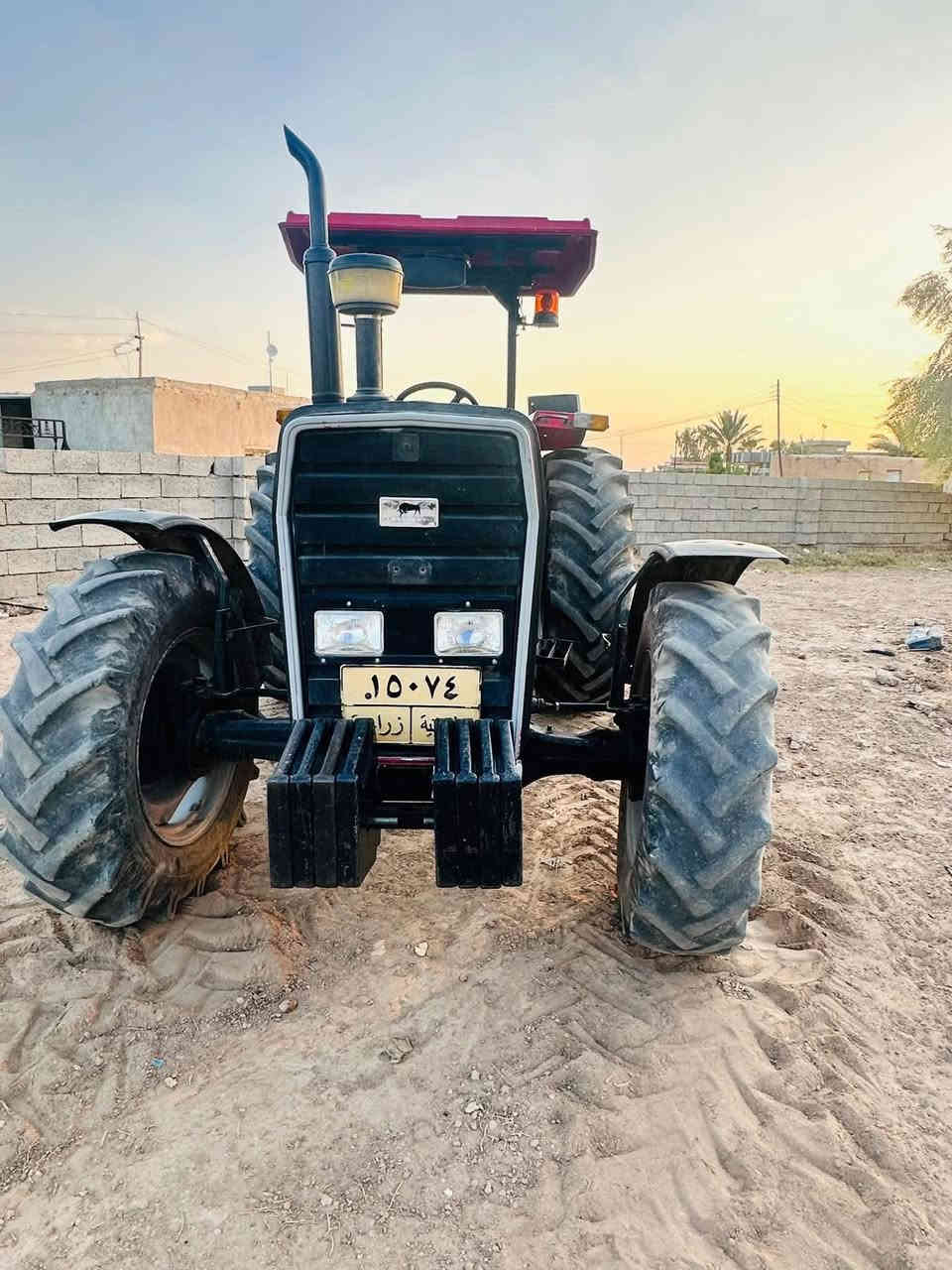 السلام عليكم للبيع تنكتر باشكان موديل ٢٠١٣تخم تاير كهربائية كله شغاله جاهز السعر ١٢٥بي مجال للاستفسار ***********
