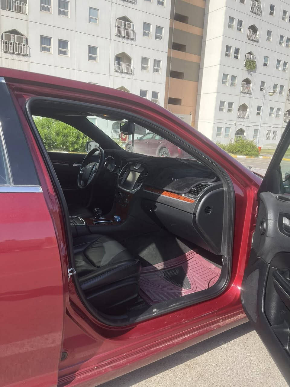 السلام عليكم ورحمة الله وبركاته
اوباما ماروني اللون 
كفاله كص سرقه 
ارقام اصليه 
شغل فول 
السعر 93
الاتصال ***********
مكان بغداد
