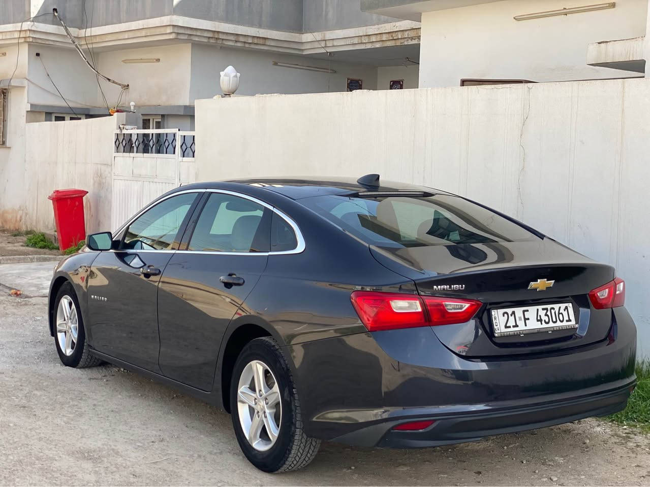 ماليبو 2022 
مواصفات ls 
ناو ره صاصي 
بي بوياغ 
108 هه زار كيلومتر روشتوه كركوك, العراق


**إذا كنت صاحب هذا الإعلان وتريد حذفه لأي سبب، رجاءا أرسل رسالة إلى الدعم الفني**