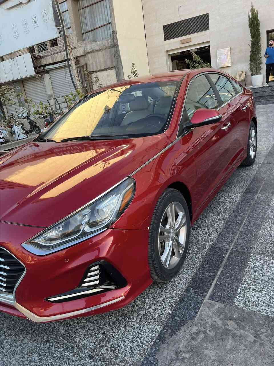 سوناتا
موديل 2018
فول المواصفات عده الفتحه 
بصمه تشغيل بصمه ابواب 
 كشنات تدفئه كشن كهرباء 
رادار جانبي شاشه ابل كار بلي 
مودات قياده كامره دواره اشاير بلمري 
 الحادث جاملغ والبنيد بدون دواخل (بدون ايرباك) وبيها حالوب قليل بلقماره 
السونار بلمنشور 
محرك 2400
كير محرك مكفول مكينه مامفتوحه
ماشيه 70 ميل
رقم بغداد بأسمي هزه وارقام جديده
السعر 138وبيها مجال بسيط 
العنوان بغداد حي الخضراء او /ابو غريب 
***********
