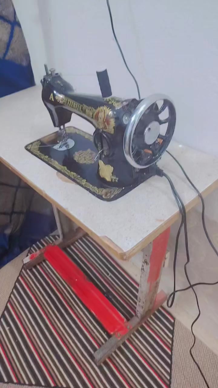 مكينه للبيع باب اول سعر 50قفل هيه وميزه مكان ميمونه شراي يجي خاص


**إذا كنت صاحب هذا الإعلان وتريد حذفه لأي سبب، رجاءا أرسل رسالة إلى الدعم الفني**