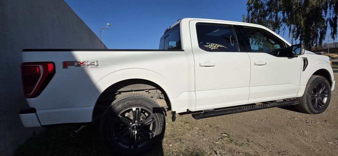 Ford F 150 
فۆرت F150 مۆدێل 2023 مواسەفات
Xlt sport

مەکینە 6 بستۆن تۆربۆ 3.5
مواصفات فول فول 
:- بصمة 
:- بانوراما 
:-گێچ ئەلیکترۆنئ 
:- كاميرا 360
 
:- 4✖️4 ( دبل اكسل ) 
:- کۆد ده رگا
:- شاشة كه وره 
:- لايت زينون 
:- رادار پيش ودوا 
:- رادار ئاوينه 
:- حساس پيش ودوا 
:- کوشن جلد 
:- کوشن کارەبا 
:- کوشن گه رم
:- سوكان هيتەر 
:- شغال 
:- بريك كاره با 
:- بروجكتر LED 
زۆر مواسەفاتی دیکە
یەک پارچەی گوراوه به بيلاد..پيش كه بس

‎گێر و مەکیەنەی بەشەرت 
هیچ کێشەیەکی تێدا نییە 
نرخی 360 وەرەقە
[hidden information]

سلام عليكم 
FORD F150 XLT Sport

فول مواصفات 1/1 
بانوراما 
كشنات جلد +كهرباء+كشن خزن
كشنات تدفئة 
شاشة جبيرة 
كيج الكتروني
رادار امامي 
رادار خلفي 
رادار جانبي
نقطة عمياء
كامرات360درجة
لايتاد ليد 
بك لايت لد 
تشغيل عن بعد 
دبل اكسل 
درايف مود وتحكمات كامله 
وبعد بيها هواي موصفات معروفه 
سيارة جاهزه من كلشي 
صدر كهربائيات كير مكينة كله بشرط 
مكانها كركوك

سعرها (360)ورقة 
تواصل[hidden information] كركوك, العراق


**إذا كنت صاحب هذا الإعلان وتريد حذفه لأي سبب، رجاءا أرسل رسالة إلى الدعم الفني**