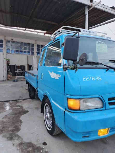 كيه 96 رقم بغداد سنوية لغاية 28 سبعه جنكال غمارة وربع السيارة بلاديه كير ومحرك وشاصي مكفولات السيارة تخم تاير مكان بغداد
‏‪***********‬‏
السعر 62
