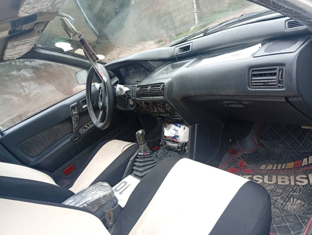 بس بيع ماتراوس رجا گلاند 1990...گیرعادی محرک کبیر بشرط.سلاید..باور...4ج کهربا...ABS....قفل مركزي...كوبون بنزين.كله بشرط.سبغ حيزام سنويه ساقطه..تحويل..وكاله..غراماتشرط***********مكان كركوك كركوك, العراق
