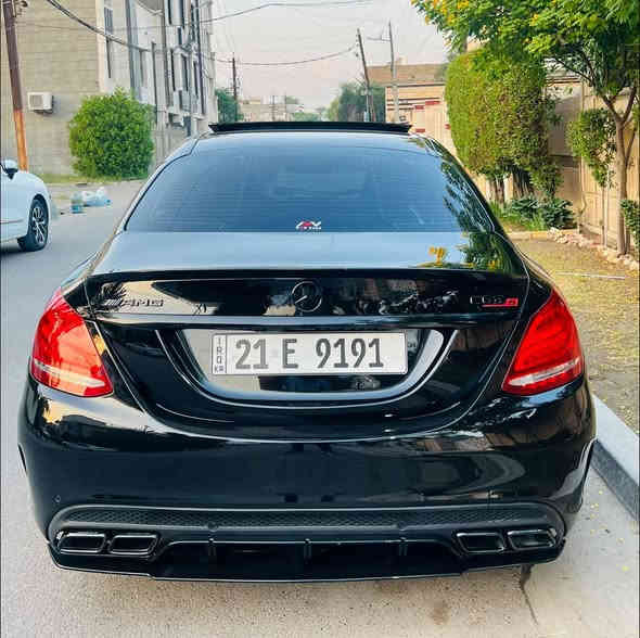 السلام عليكم 
للبيع Mercedes C300 2018 
اوردر خاص ( فصين) 
بانوراما
دبل ماوس
شاشه كبيره
٤ كامرات
حساس امامي خلفي
سستم سماعات برومستر
تدفئة كشنات
رادار امامي
رادار خلفي 
نقطه عمياء
جنطه كهرباء
داخل الوان متغير (٣ الوان)
لايتات زينون دبل عدسه( داينمك) 
بك لايت ليد
استيرن تدفئه
بصمه تشغيل 
بصمه ابواب
اوتو بارك 
وبعد هواي مواصفات بيها معروفة
السياره عليها كت كامل 63 
السياره وارد كندي (كلين تايتل ) مكفوله من الصبغ والتبديل (سويجين وياها)
كير ومحرك مكفولات من الفتح والتبديل
ملاحظه ( رقم عادي وياها)
مكانها المنصور 
***********
