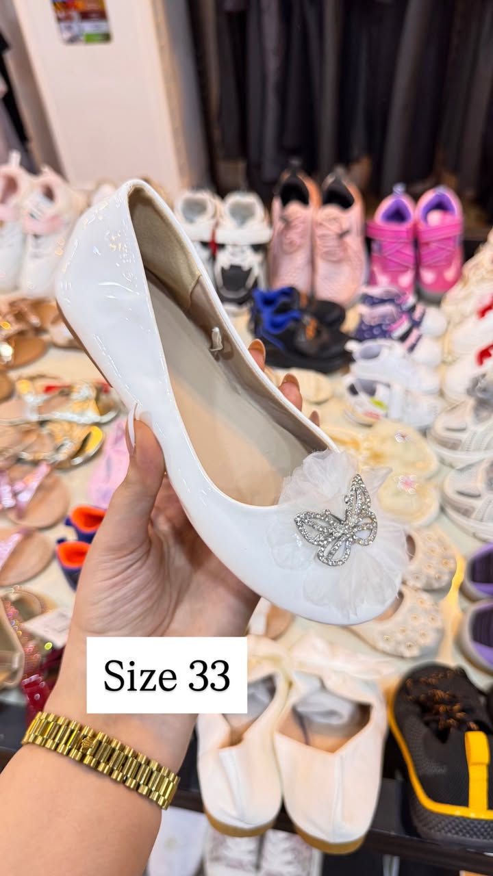 ❤️‍🔥❤️‍🔥❤️‍🔥New Collection❤️‍🔥❤️‍🔥❤️‍🔥
كولكشن الجديد من احذية الاطفال للعيد🤍✨

متوفر دفع عن طريق ماستر كارت✨
📍ديالى-خانقين -امام عباس
📍مجاور عيادة دكتور سرمد وصالون ليدي وان 
متواجدين كل يوم من ساعة ٥ الى ١١ ليلاً 
متوفر توصيل جميع محافظات العراق🚙

للحجز السريع ‭٠٧٧٣ ٥١٤ ٥١٩١‬

