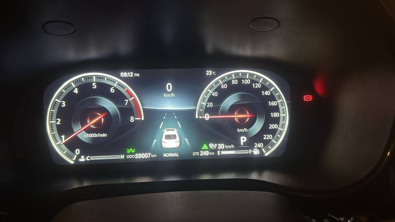 شانجان cs85 موديل 2022 فول موصفات وبعده بل ضمان ماشيه60 سياره كلش جديده ومقفوله قفاله عامه من صبغ بيه بس بل بنيد حالوب شي بصيط كلش وبيه كتاب تخويل تظليل جام محرك 2000 تيربو فقط بيع *********** مكان السياره كراده
