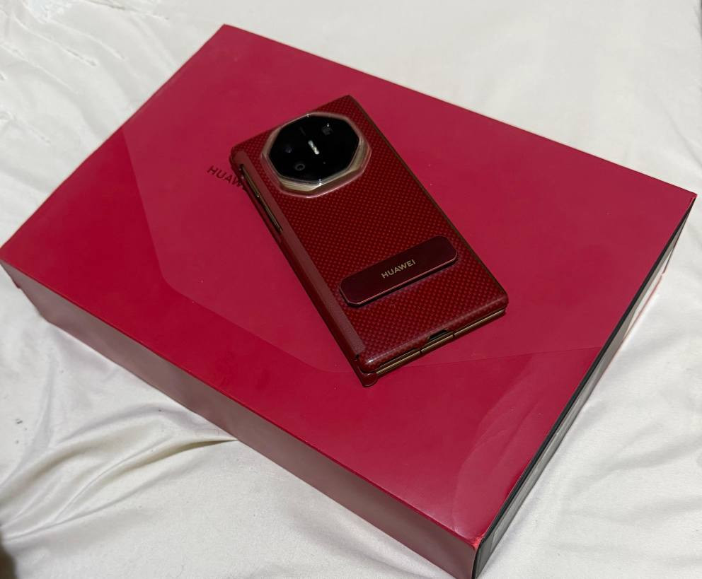 موبايل huawei mate xt ثلاثي الطي
ذاكره واحد تيرا
مستخدم شهرين
قيمه وخذه
جديد سعره 4ملاين 500
سعر مستعمل 2550
*********** عمارة, ميسان
