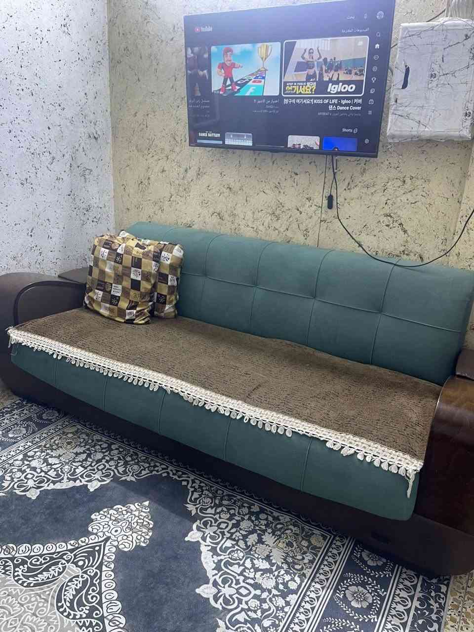 تخمين واحد جديد والثاني كلش نظيف اختار وسهله
تكمة اثنينهن الازرق سرير تركي


**إذا كنت صاحب هذا الإعلان وتريد حذفه لأي سبب، رجاءا أرسل رسالة إلى الدعم الفني**