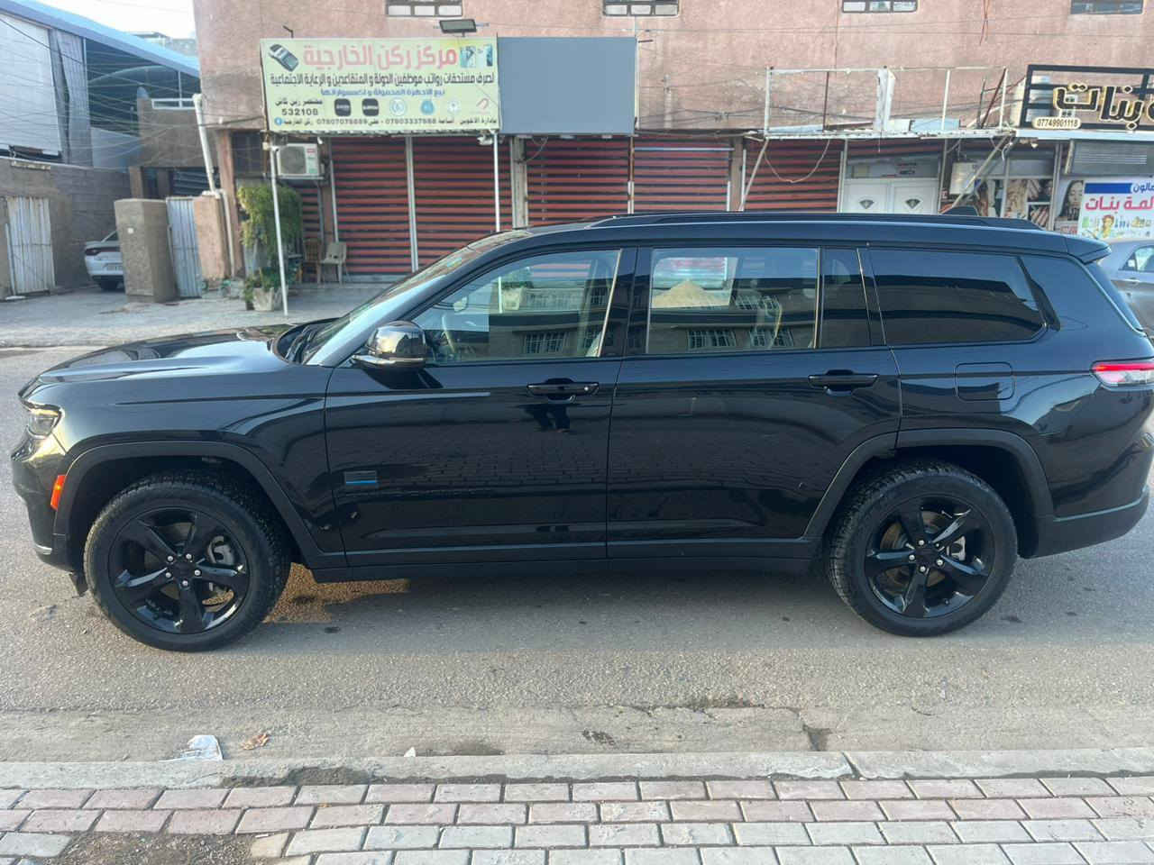 جيب لاريدو موديل 2023  
7 راكب وارد امريكي جديدة بمعنى الكلمة 
حادثها دعامية فقط السياره مكفولة من الصبغ 
المحرك 6v مكفول من فتح الكير 
رقمها بغداد  
مكان السياره حي الجهاد الرقم *********** 
السعر 285
