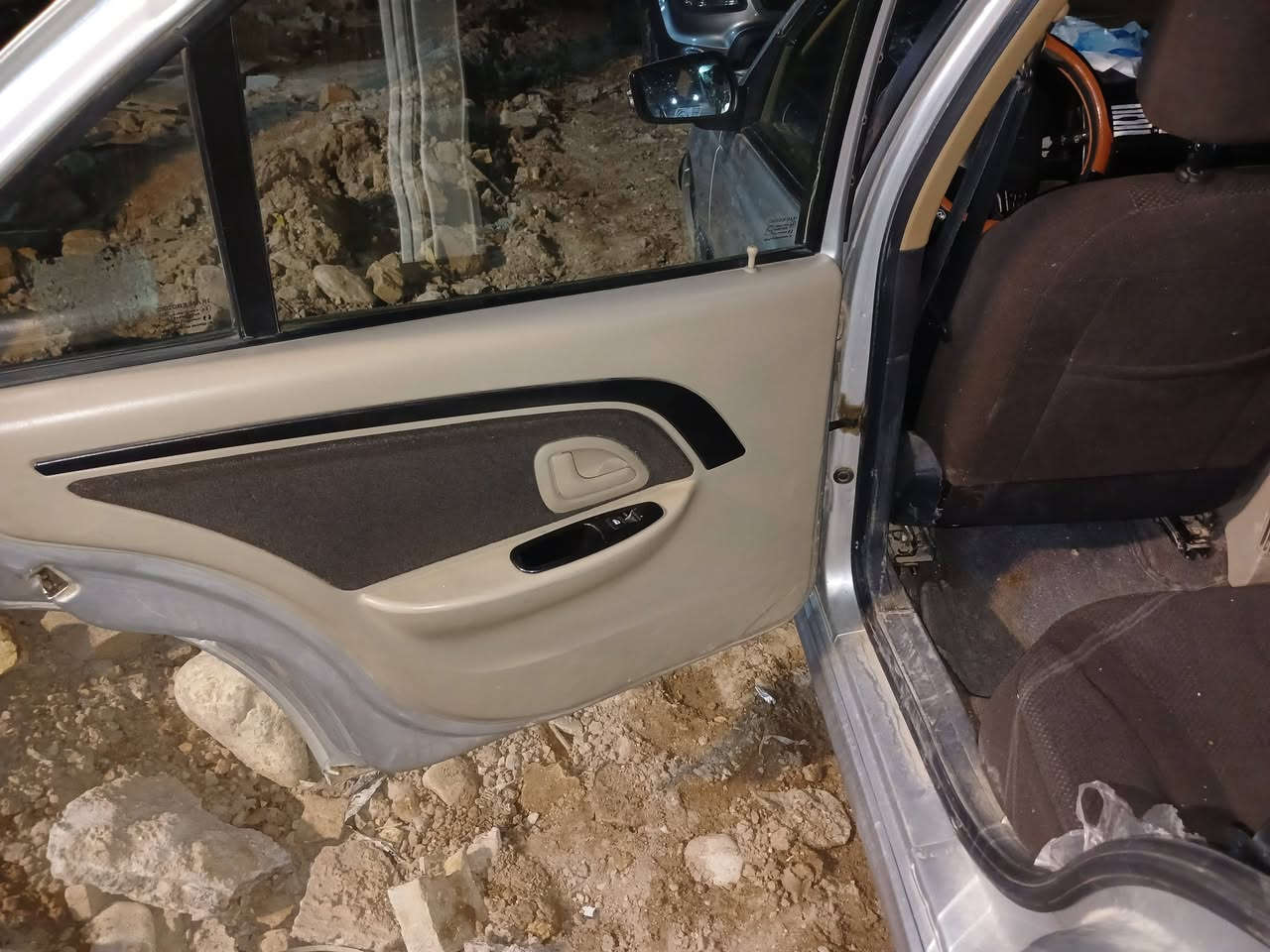 السلام عليكم سياره بيجو بارص زيرو موديل 2024 طالعه نهايته 2024 مكفوله كفاله عامه مكينه 1800 زيرو ماشيه 15الف كفاله من كلشي سبير منازل تبريد تحكم ستيرن مري شفط السياره جديده رقم واسط السعر 85 وبيهه مجال للشراي مكان واسط رقم الهاتف ***********
