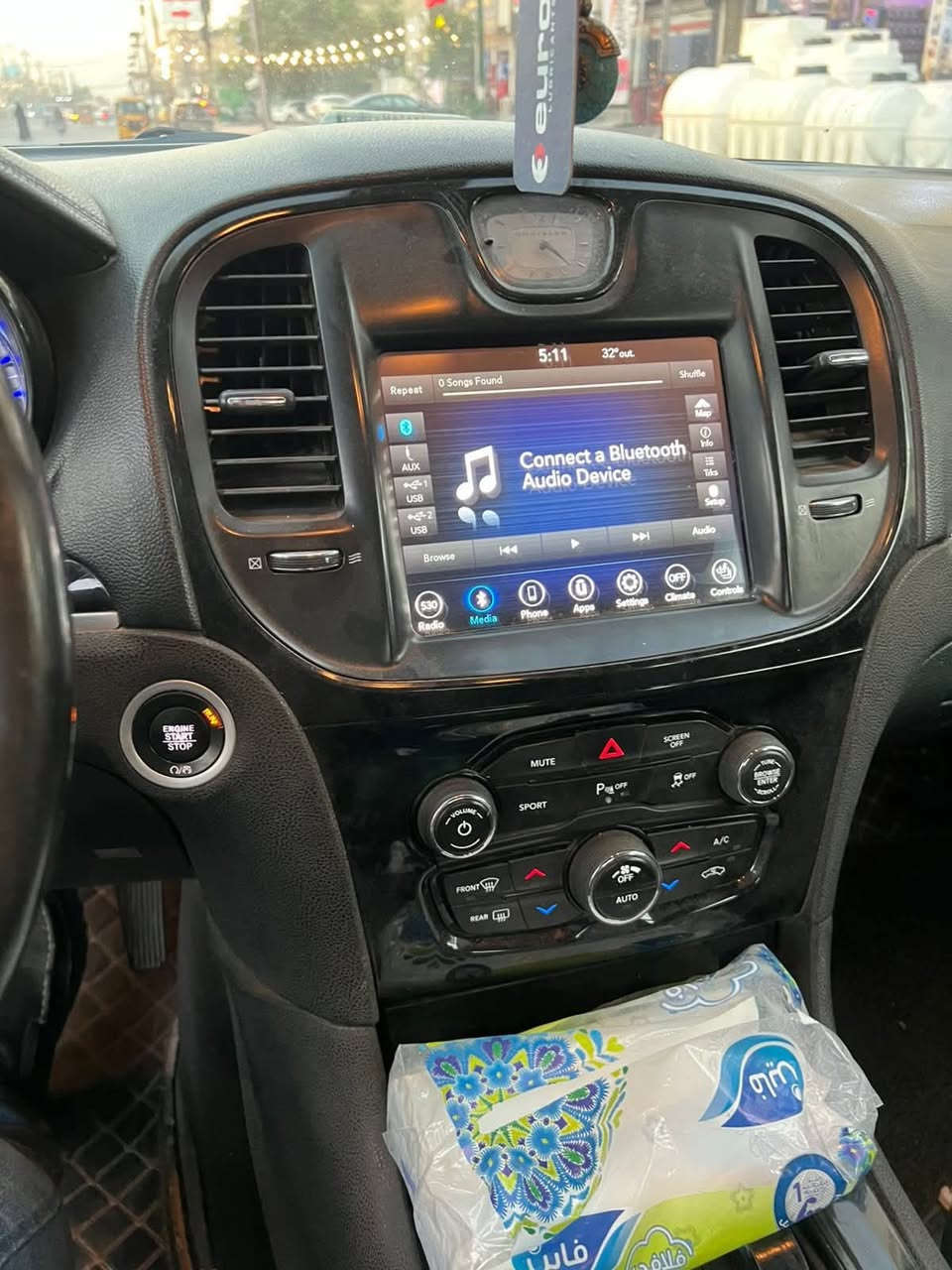 أوباما 2018 S  رقم بغداد رقم الجديد فول الفول  ماشيه 64 جاهزه ما عوزها اي شي. 220 بيها مجال بسيط ضربتها حلوه الشراي وما يحب يسولف هذا رقمي. ‬ ‭0783 824 3119‬
