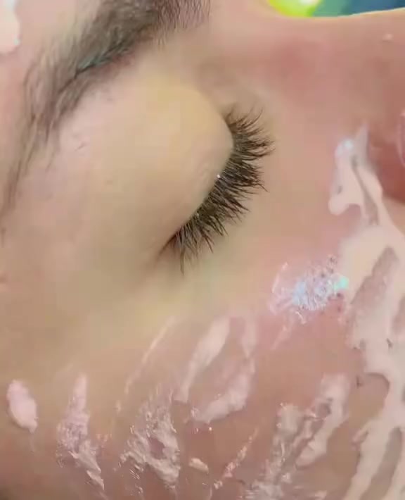 صالون لوجين مسوي تخفيضات لعيد تاتو سعرها ٣٥ / جلسة تنظيف بشرة ملكية ٢٠ وعادي ١٠ مكاني يم مقر عصائب فرع ام محمد خياطه 🥰


**إذا كنت صاحب هذا الإعلان وتريد حذفه لأي سبب، رجاءا أرسل رسالة إلى الدعم الفني**