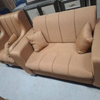 تخم للبيع ست مقاعد للاستفسار الاتصال على الرقم 07725447562
