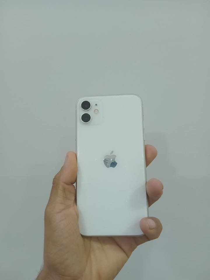 السلام عليكم ايفون 11 
الجهاز مكفول من الفتح  
ذاكره١٢٨
بطاريه٧٣
السعر٢٢٥
المكان ناصريه مركز 

***********
