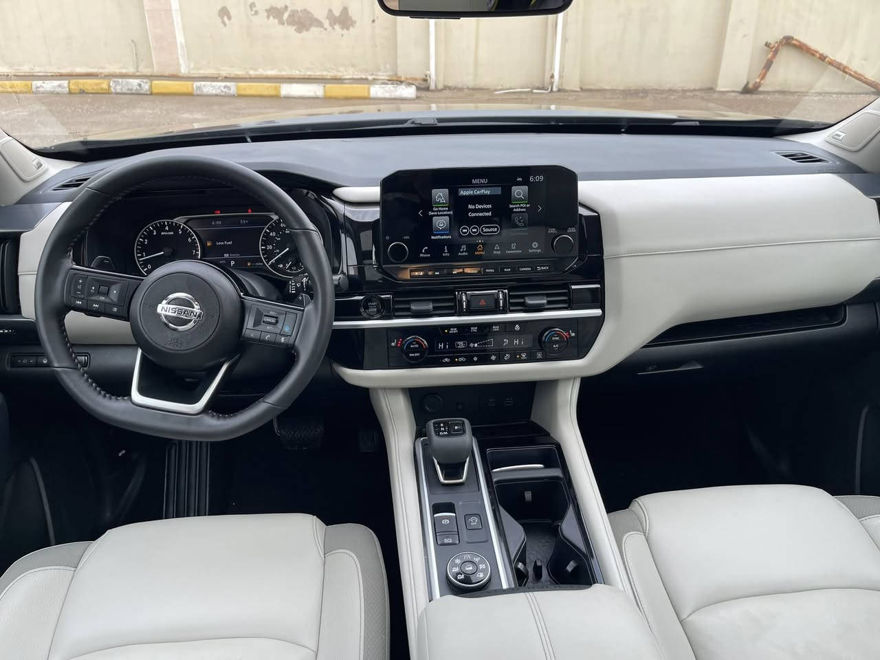 Nissan Pathfinder  2025  SL 4wD

لون اسود قطراني 
سيارة فول فول پانورامة 
ماشيه 342  ميل فقط سيارة  زيرو ماماشية 
بصمة تشغيل
بصمة ابواب 
تشغيل عن بعد(Remote Start)
صندوق شفط كهربائي 
رادار امامي (تحديد مسار)
رادار جانبي (نقاط عمياء)
رادار خلفي (تحذير من الاصطدام)
حساسات امامية+ خلفية
كاميرات 360°
كشنات ملكي VIP
كشنات جلد  و كهربائي 
كشنات تدفئة
تبريد قطعتين لمس و تبريد مركزى 
تحكم وضعيات القيادة...Drive Modes دبل اكسل 
هيتر استيرن
هاند بريك بصمة
اوتو هولد Auto Hold
شاشة كبيرة لمس+كاميرا
وبعد هواي المواصفات 

ضررها  : بونيد شركة مصلح  مصبوغ بدون دواخل  ايرباك ستيرن و برداد طاك   سيارة مكفولة من دعامية ل دعامية  
حادث سيارة حلوة  رقم شاصى  و صورة حادث موجود 

5N1DR3CD4SC260065

سيارة بدون رقم  تترقم محافظات شمالية 
عنوان : دهوك /عقرة 

سعر البيع  296 و مجال 
 رقم موبايل :*********** 
فايبر واتس اب. موجود
