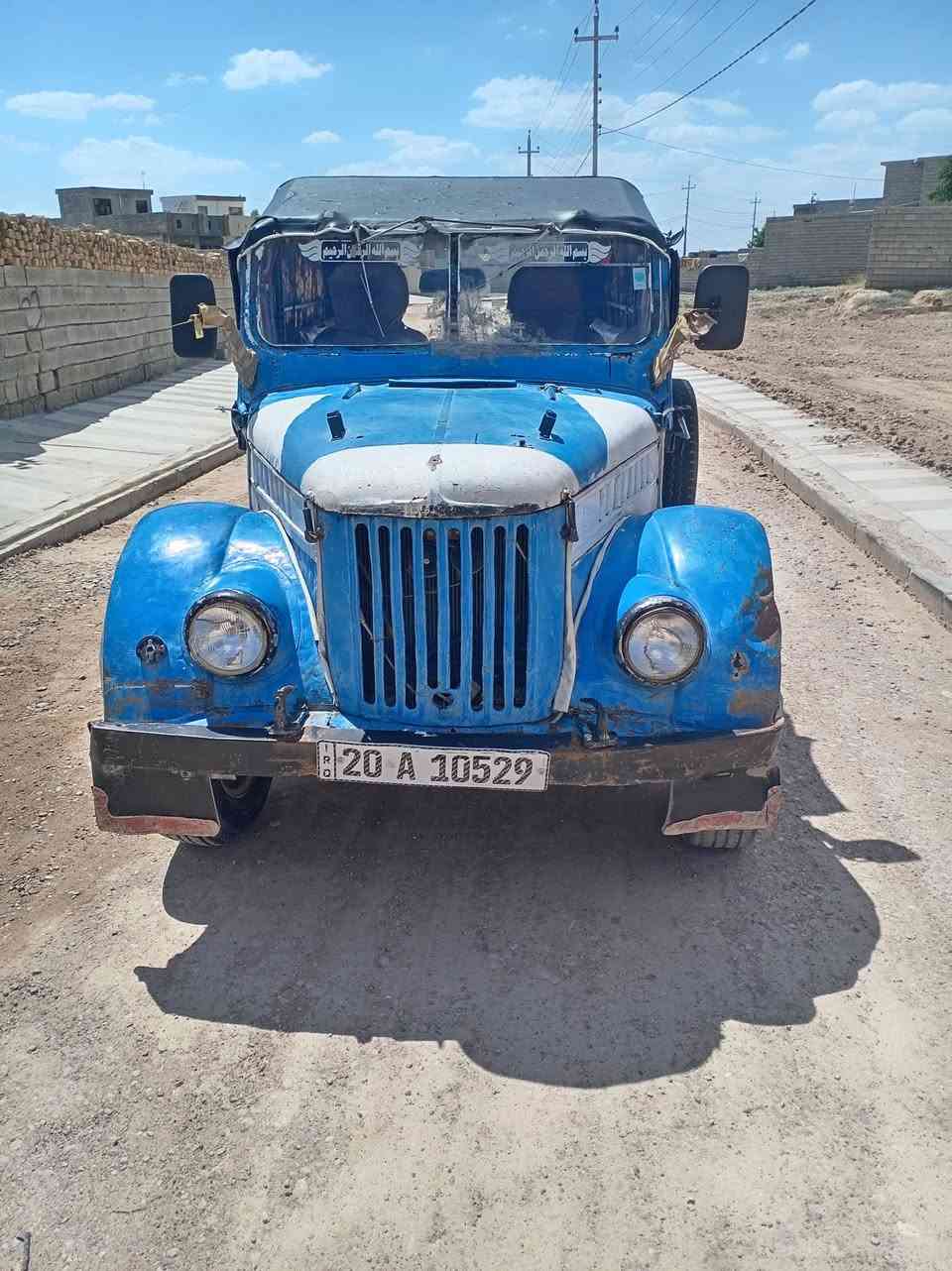 إسلام عليكم سياره جيب نضيفه بسمي الاسم مالهه گاز اسلحه رقم مالهه انكليزي موديل 75 محرك تو واي ديالى جلولاء وهاذا رقم ***********
