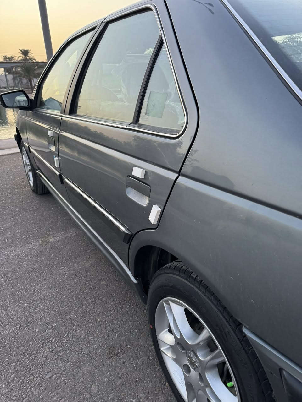 سلام عليكم بيجو بارص موديل ٢٠٢٣ سياره كفاله عامه ماعده   شبر بارد وفقط كير محرك على وضع الشركه محرك الشكل الجديد  صدر مامي خلفي جديد تخم تاير سبير منازل  تحويل مباشر مايحتاج احجي عل موصفات مال بيجو معروفه كرسي كهربا شاشه وكامره ماشيه ٨٨ سعر ٧٢ وبيها مجال بصيط تصال عل رقم ***********
