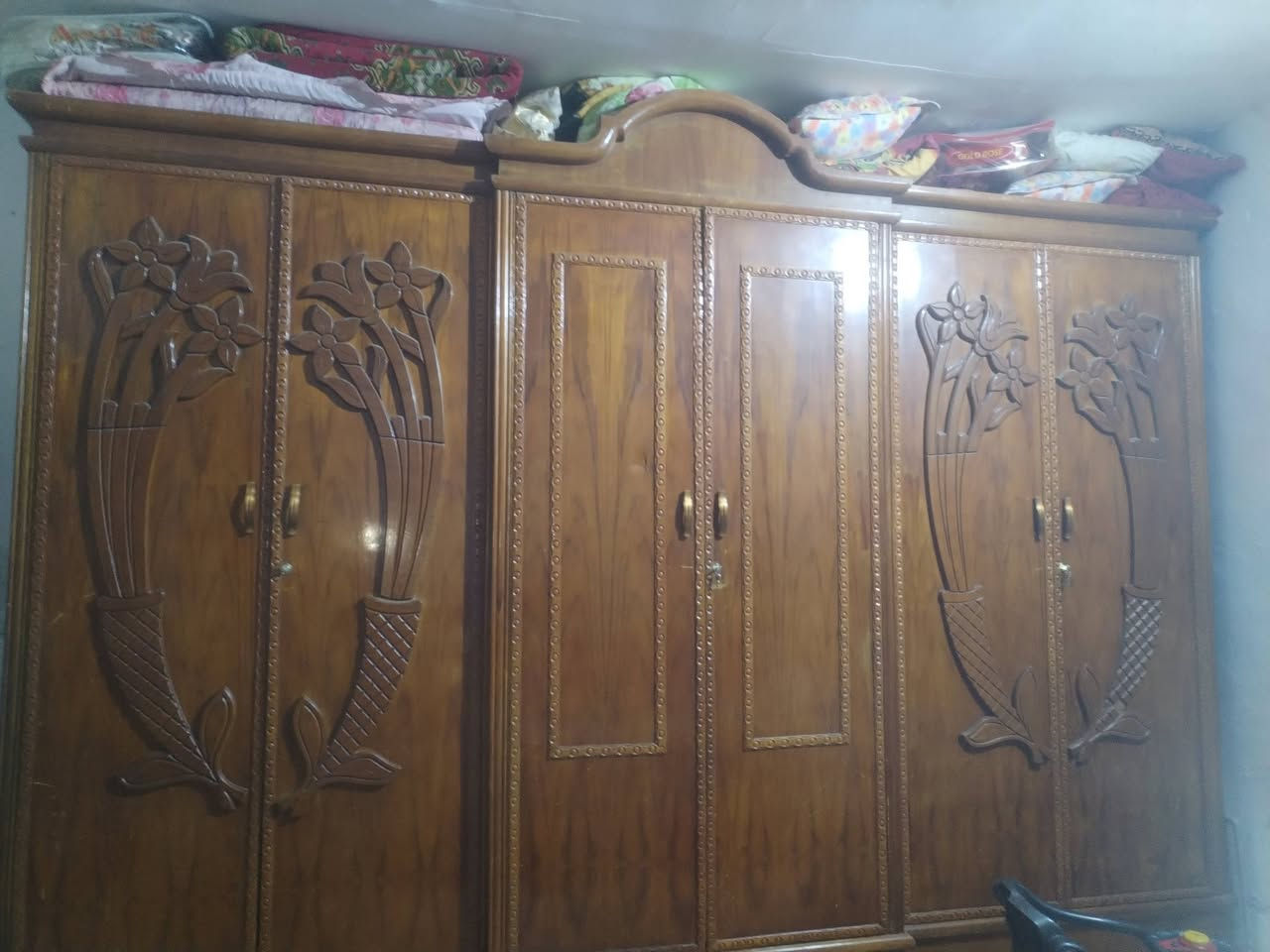 السلام عليكم غرفه للبيع ام سته تزكام اي واحد يردهه يتصل لو يجي خاص *********** بل كوت بل شرقيه
