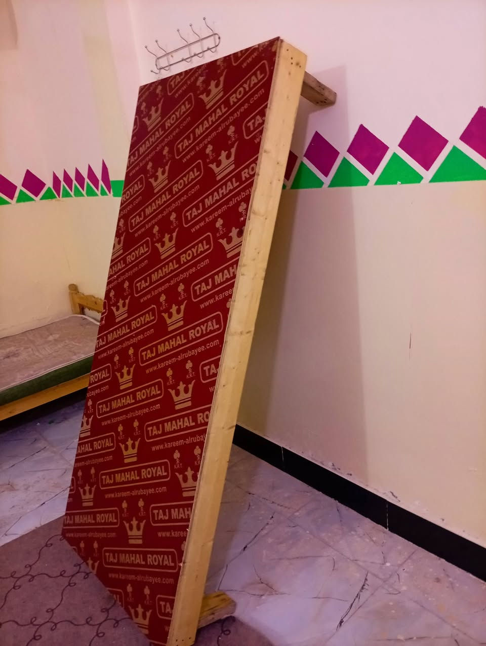 السلام عليكم اخواني هاي جرباية جديدة وكنتور بابين خشب صاج للبيع العنوان الحي الجامعي مقابل جامعة ميسان
السعر ع الخاص للعلم اني طالب اسكن بالشقق واكتفت حاجتي منهن ورايد ابيعهن باقرب وقت


**إذا كنت صاحب هذا الإعلان وتريد حذفه لأي سبب، رجاءا أرسل رسالة إلى الدعم الفني**