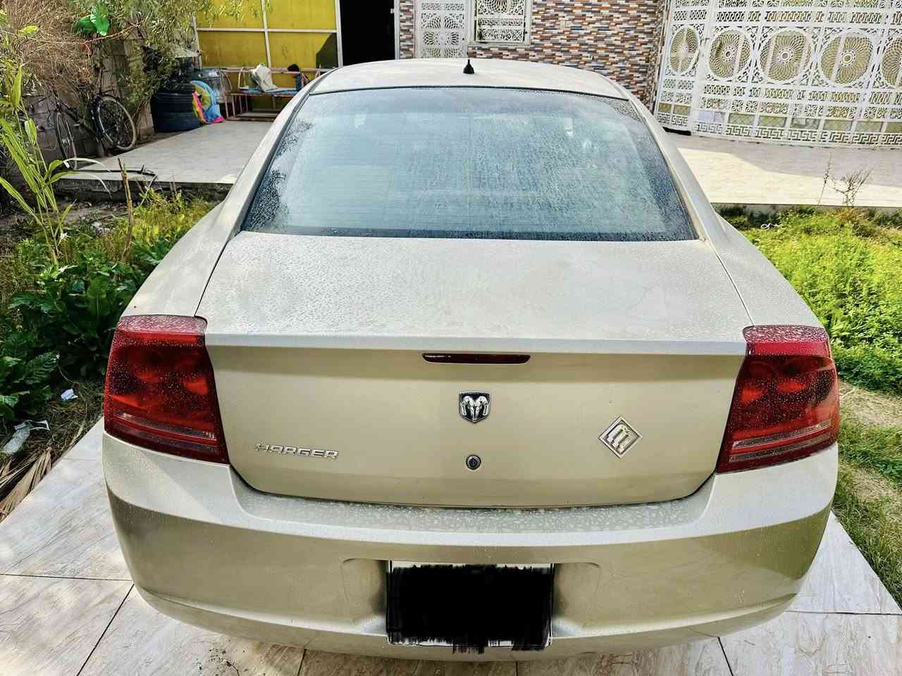 يالله *********** جارجر 2010 متوم شمالي سنويه جديده مكينه وكير 3500 كفاله كله مكينه كير حداده تايرات تبريد سعر ٣٧ مكاني ذي قار
