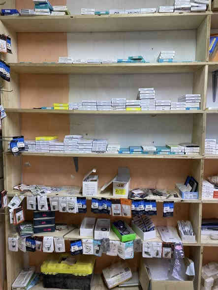 السلام عليكم

#متوفر لدى مكتب علاوي الجويني
_ صيانة هواتف بأقل الاسعار واسرع وقت مع ضمان العمل 👌💥
_ تغيير شاشات أصليه لجميع أنواع الهاتف مع ضمان العمل 🔍👍
_تغيير بطاريات أصليه لجميع انواع الهواتف 💥💢
_تصليح جميع أعطال الهواتف 📱🔧

ويوجد ايضاً بيع قطع غيار بسعر الجمله

العنوان السوق القديم مدخل كراج الجرناف مجاور علاء ابو الكص و وهاب للنراكيل 
***********
***********
