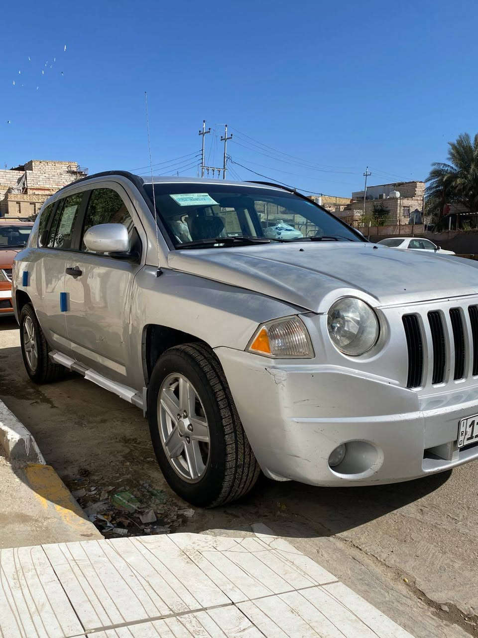 السلام عليكم ورحمة الله وبركاتة  بيع او مراوس
بحمل بيكب او بنكو رقمي ***********
كوم باس موديل 2007 السياره جاهزه مكينه كير تبريدكهربائيات  حداديه بغداد انكليزي هزه هاي السنه والسياره بسمي شخصين وكلشي واضح بالمنشور وحتى السونار خليته بالمنشور
