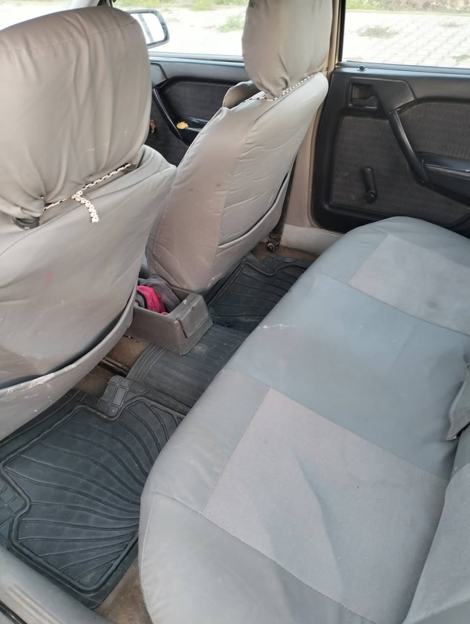 سلام عليكم 
سياره للبيع فكترا 20
سنويه 2029
صبغ جماليه 
موديل 1991
شرط تحويل 
سياره كله شرط رقم سليمانيه 
للاتصال فقط ***********
