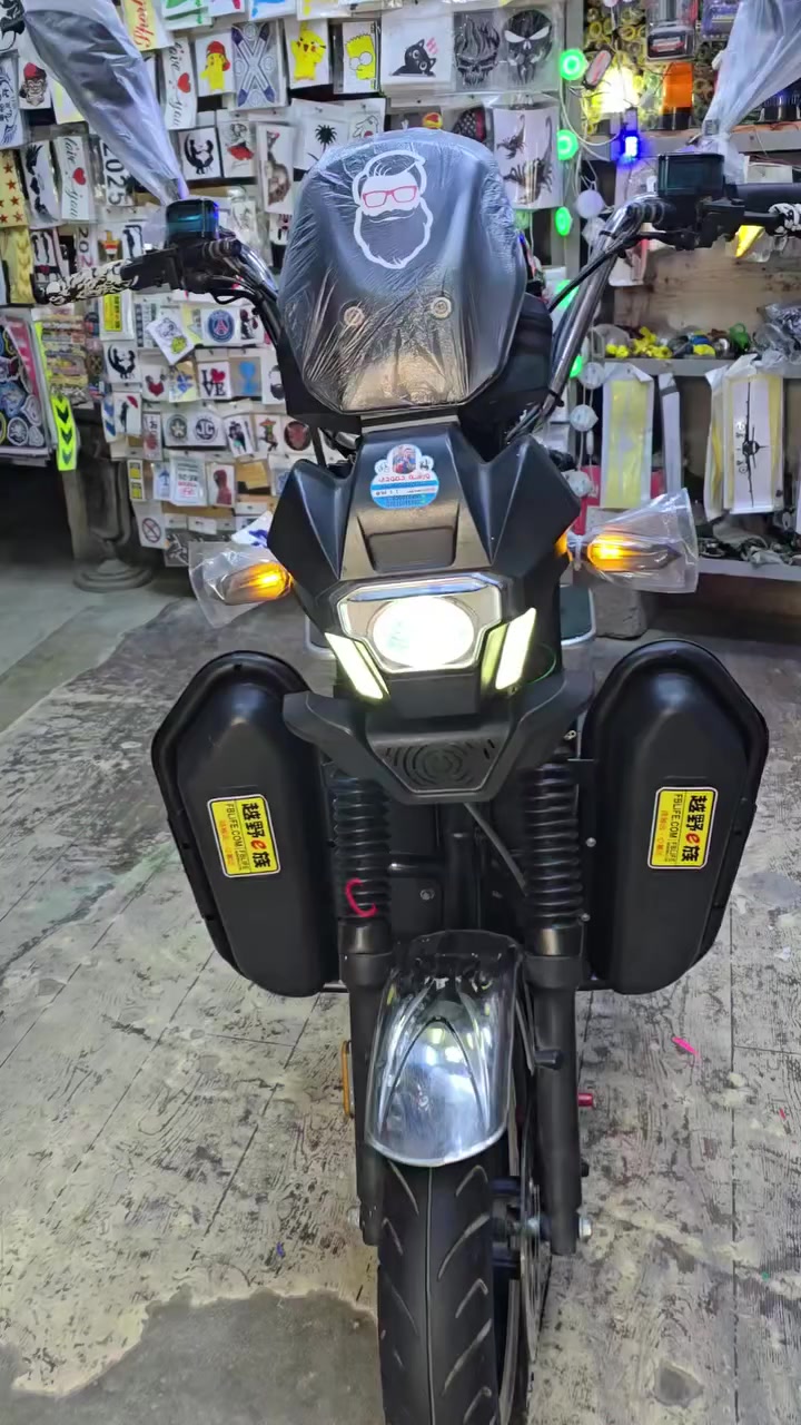 هيوشه 2024 5باتري باتريات بلكارتون تنشد كدامك نوعيه الولي 2026/// 32امبير
السعرررر 525الف فقط 
ورشة حمودي *********** 
العنوان الانبار قضاء هيت شارع الجري مجاور مدرسه رابعه العدويه
