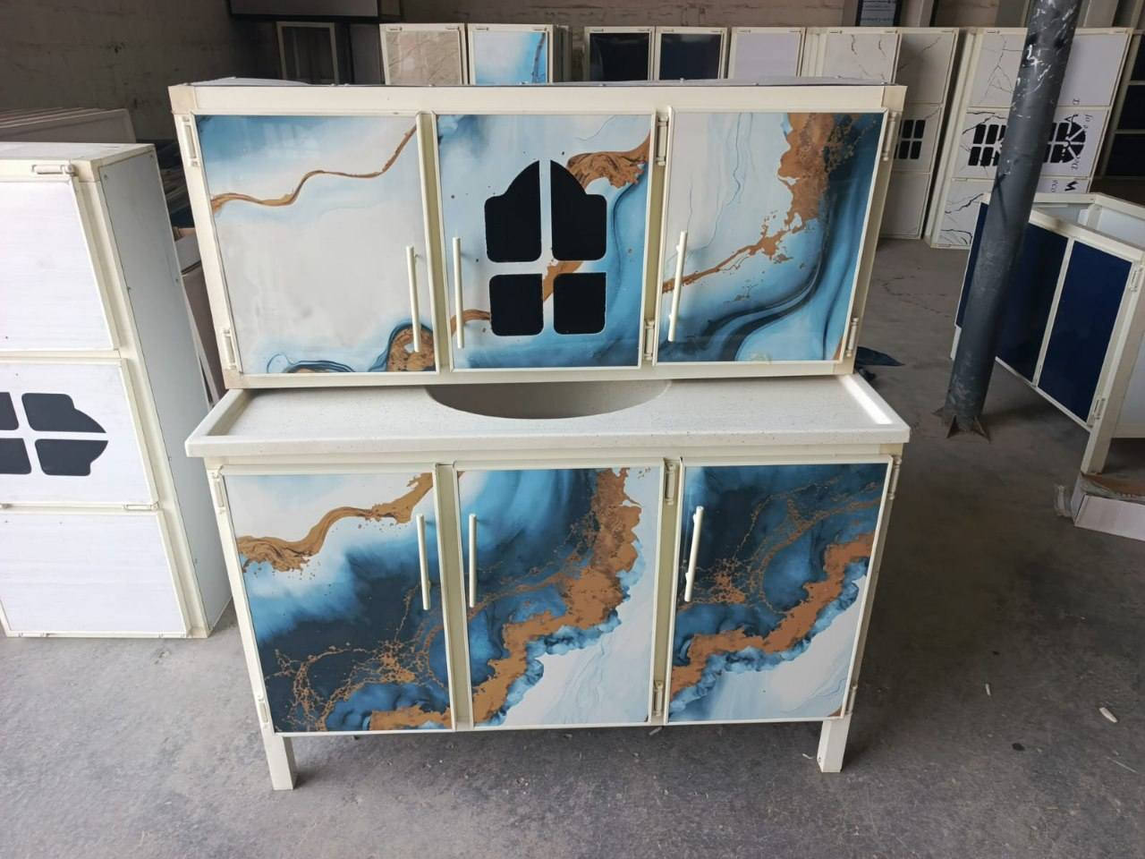 #كاونتر قطعتين #ملحق متر و20سم
 #وسنك متر و 20             ❄️❄️❄️❄️❄️❄️   

#توصيل مجاني #بغداد #فلوجه #كرمه #صقلاوية #عامريه. #خالديه.
#اما باقي المحافظات #حسب البعد
#العنوان / بغداد للحجز او الاستفسار مراسلة الصفحه خاص او #مراسلة الرقم الموجود واتساب // ***********
