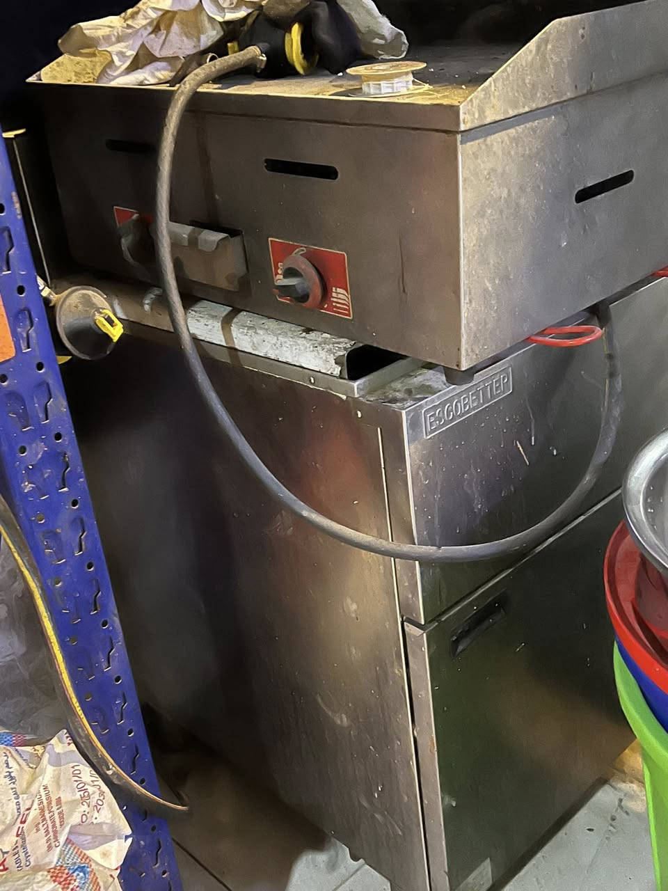 غراض مطعم للبيع مستعمل شهر واحد نضاف استفسار خاص


**إذا كنت صاحب هذا الإعلان وتريد حذفه لأي سبب، رجاءا أرسل رسالة إلى الدعم الفني**